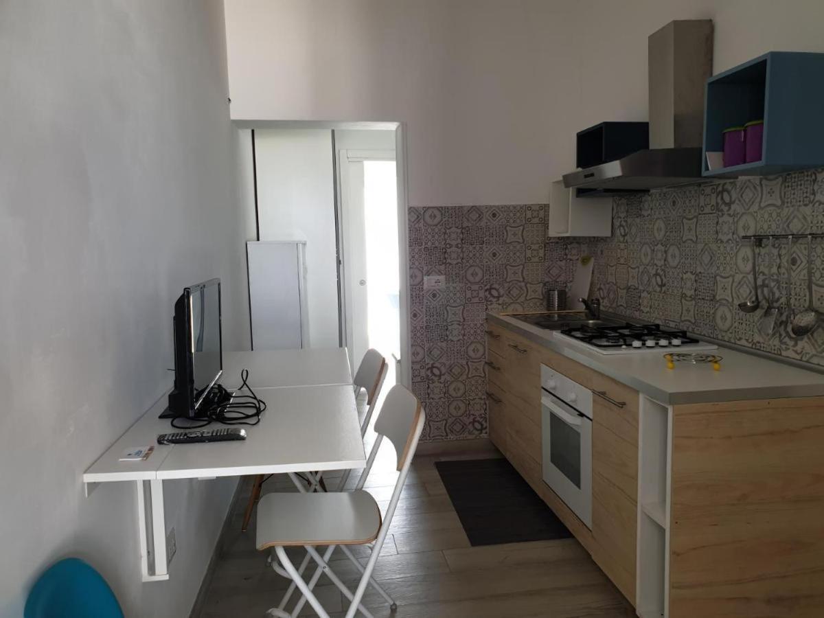 Casa In Spiaggia, Wi-Fi, Fino A Sette Ospiti Torre Lapillo Exterior foto